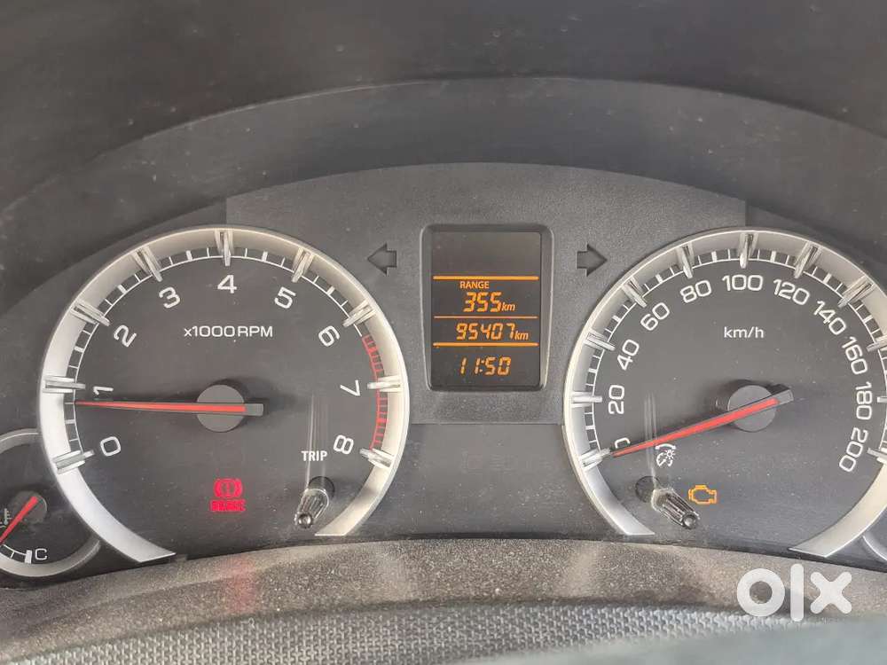 Maruti Suzuki Swift Dzire 2016 Petrol 103500 Km Driven