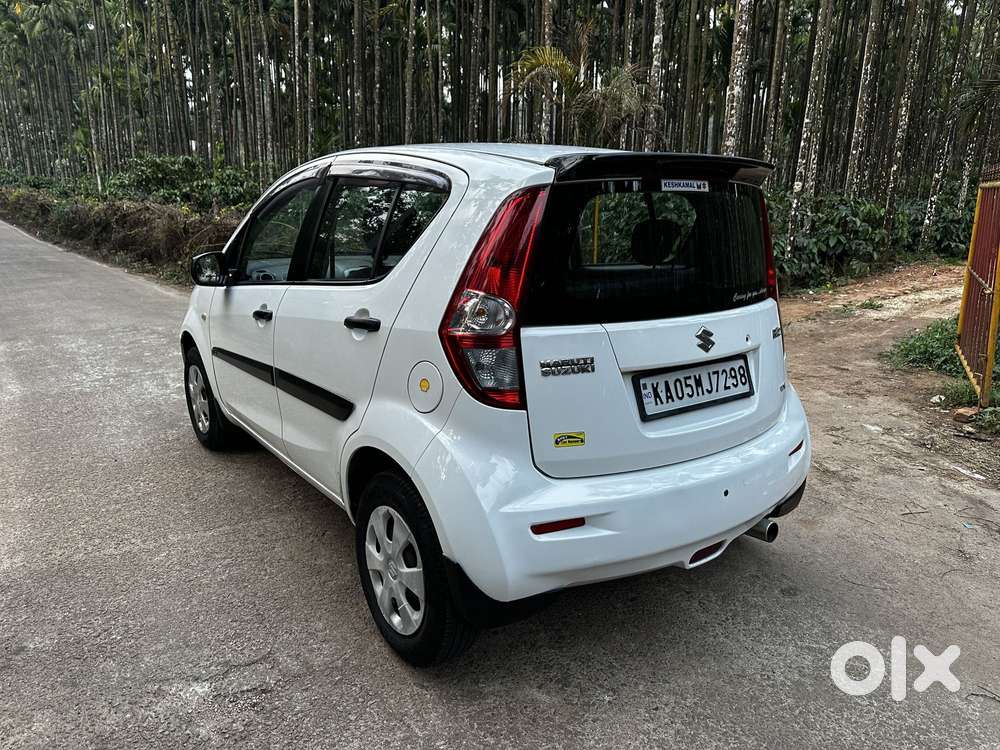 Maruti Suzuki Ritz Vxi, 2011, Petrol