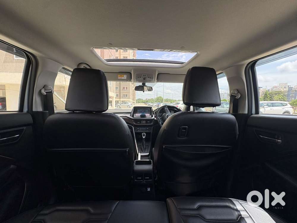 Maruti Suzuki Brezza 1.5 Zxi Plus At Smart Hybrid Dual Tone, 2023, P..