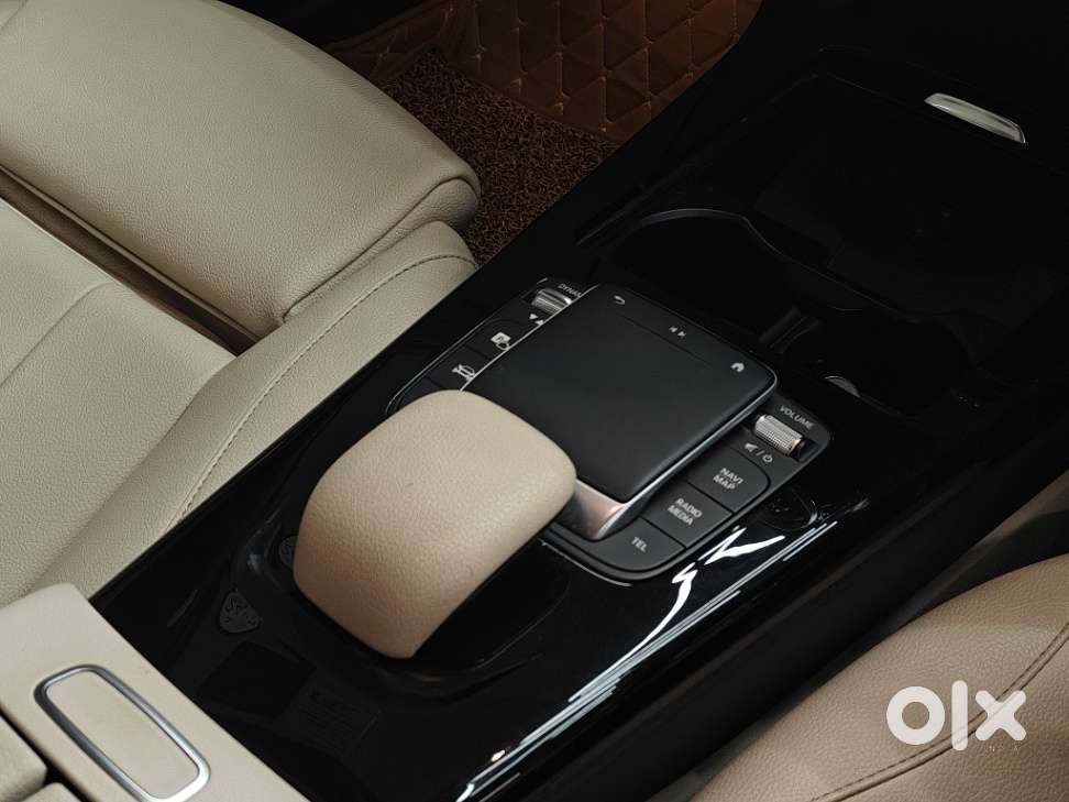 Mercedes-benz A-class Limousine 200d, 2022, Petrol