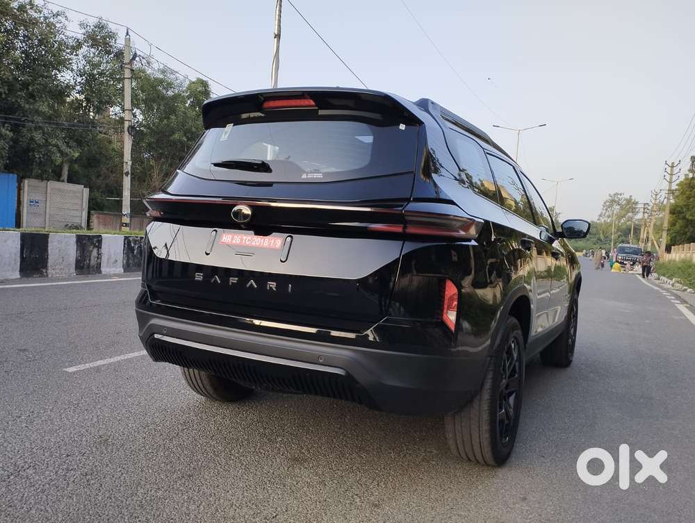 Tata Safari Accomplished X Plus 7 Str Dark Edition At, 2025, Diesel