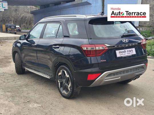 Hyundai Alcazar Signature (o) 7 Seater 1.5 Diesel At Adventure Dual ..