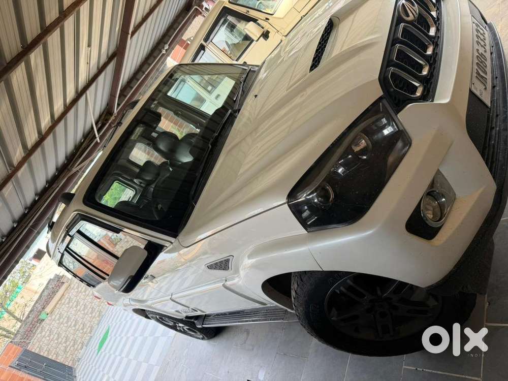 Mahindra Scorpio  S11 2017 Diesel 137000 Km Driven