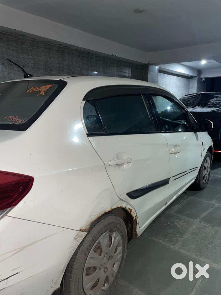 Honda Amaze 2013(dec) Year