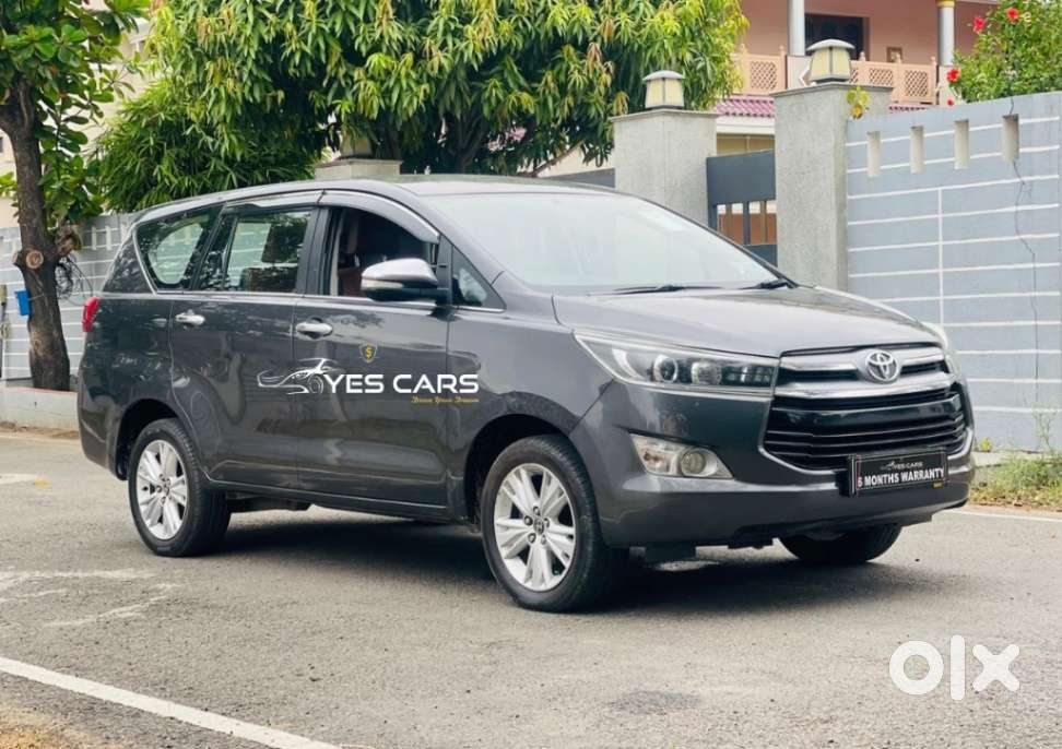 Toyota Innova Crysta 2.8z Automatic, 2016, Diesel