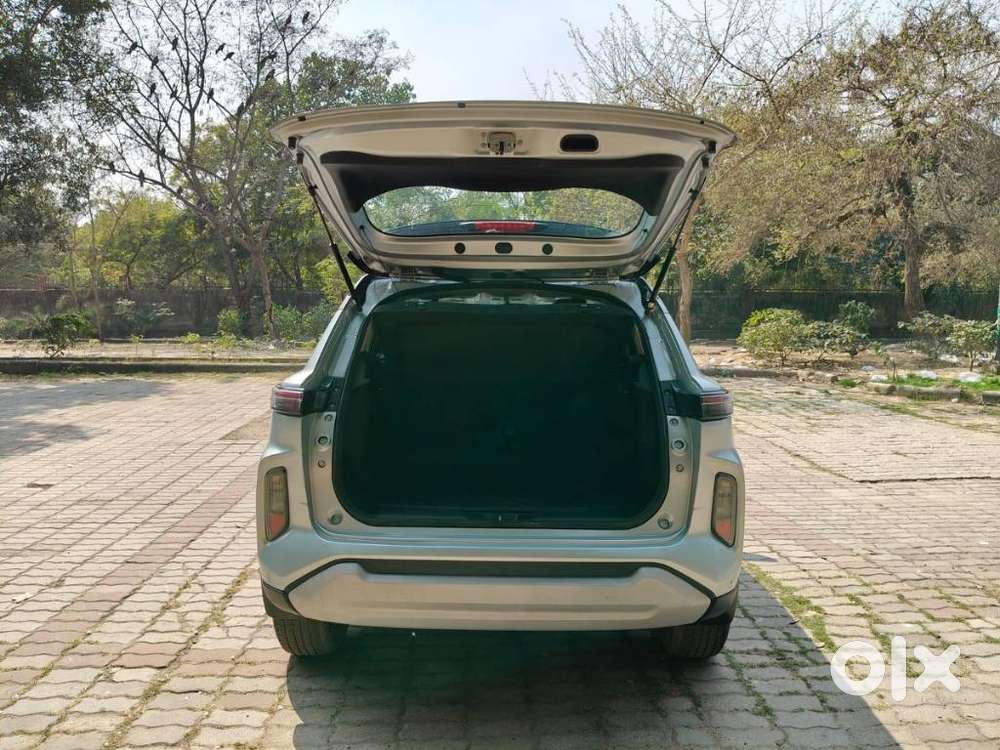 Maruti Suzuki Grand Vitara Alpha Smart Hybrid, 2023, Petrol