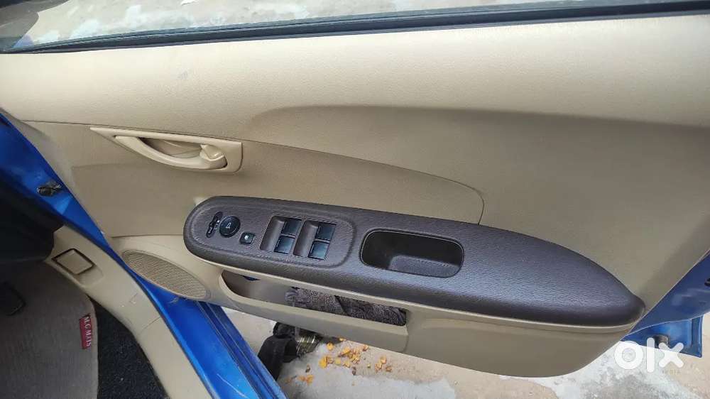 Honda Brio 2013 Petrol Well Maintained