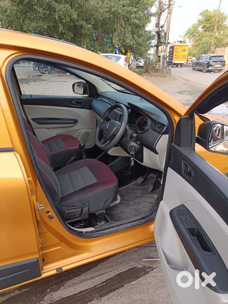 Renault Triber 1.0 Rxe, 2020, Petrol