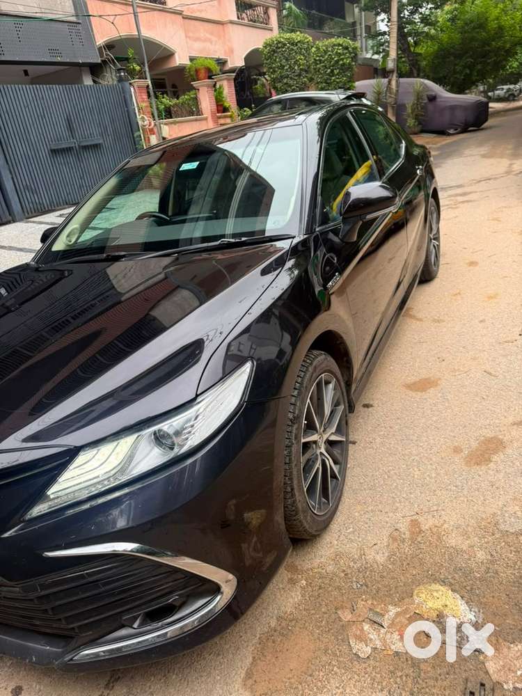 Toyota Camry Hybrid 2022 All Original New Tyres In Warranty Car