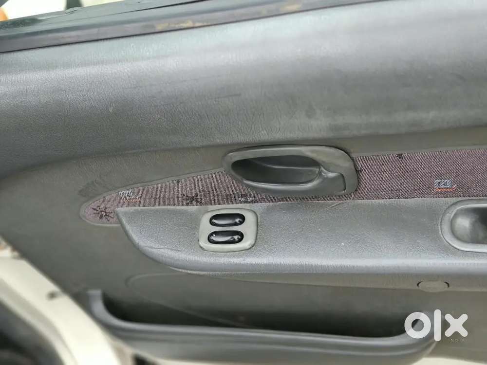 *hyundai Santro Xing Gl (petrol) ⛽* 
*model 2004 Owner -3*
*km - 1,18,