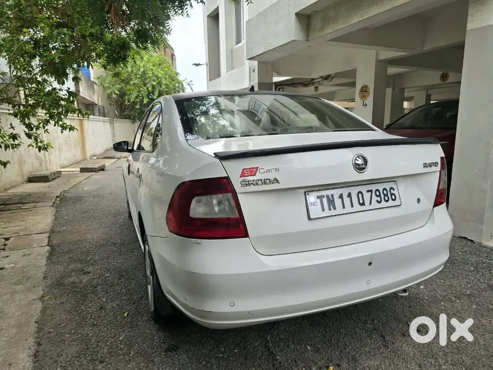 Skoda Rapid Ambition 2016 Diesel Manual