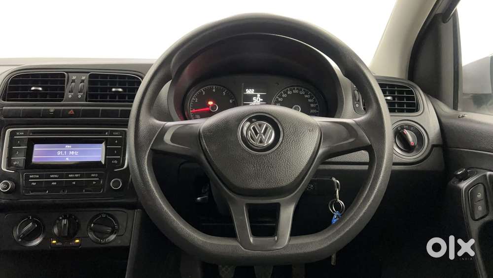 Volkswagen Polo Petrol Comfortline 1.2l, 2015, Petrol