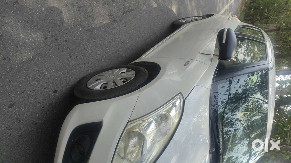 Good Condition Car With 80% Tyre