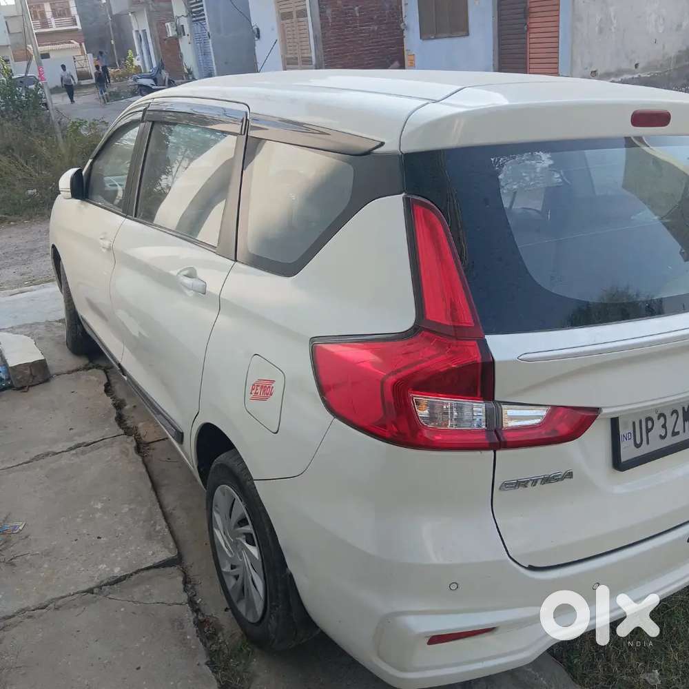 Ertiga 2022 Maruti Suzuki 76000 Km Driven