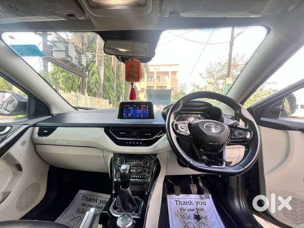 Tata Nexon Xz+s 2022 Petrol Mt (with Sunroof)-15k Km Driven Single Own
