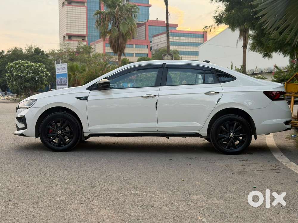 Skoda Slavia Anniversary Edition 1.5l Tsi Dsg, 2025, Petrol