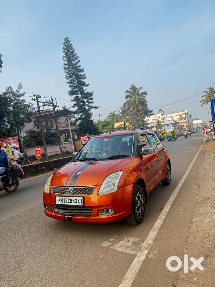 Maruti Suzuki Swift Vxi + Manual, 2006, Petrol