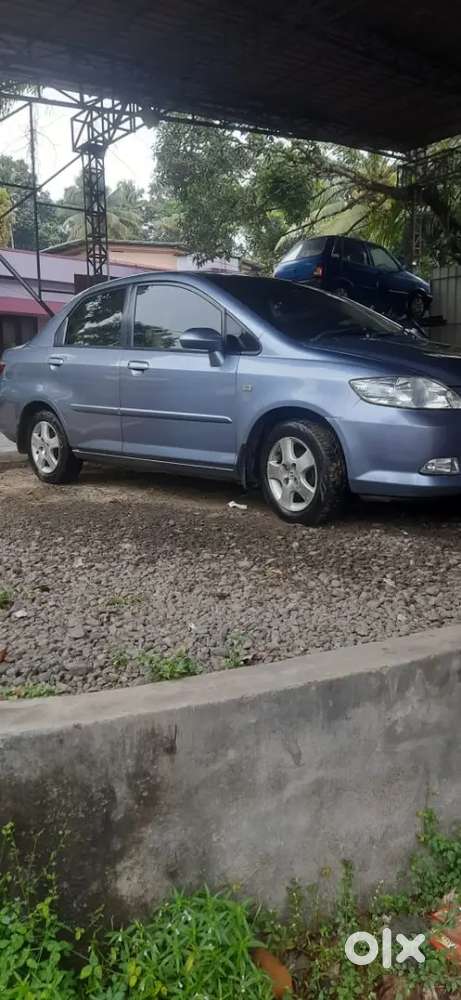 Honda City Zx 2005 Petrol Well Maintained