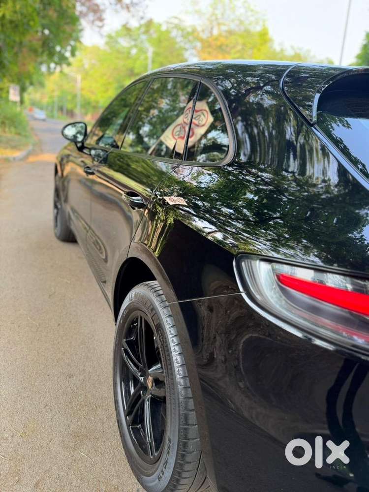 Porsche Macan 2024 Petrol Well Maintained