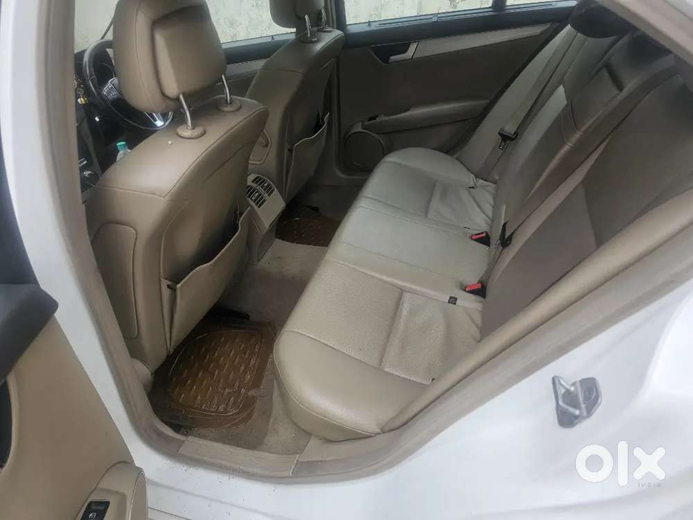 Mercedes-benz C-class 2013 Diesel Well Maintained Urgent Sell