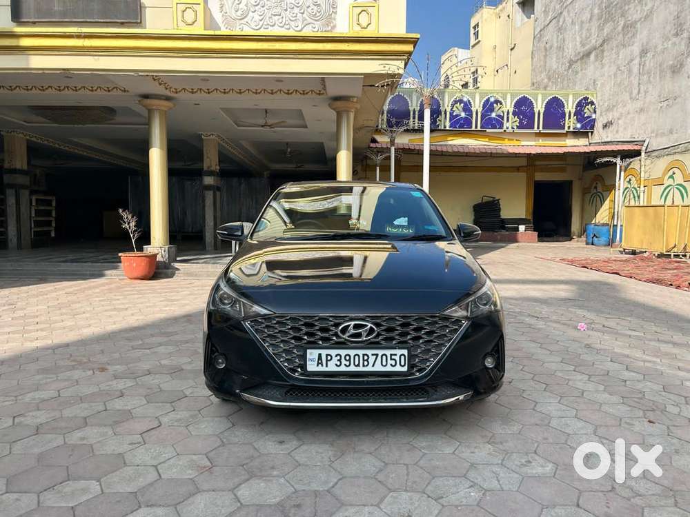 Hyundai Verna 1.5 Sx Petrol Mt, 2022, Petrol