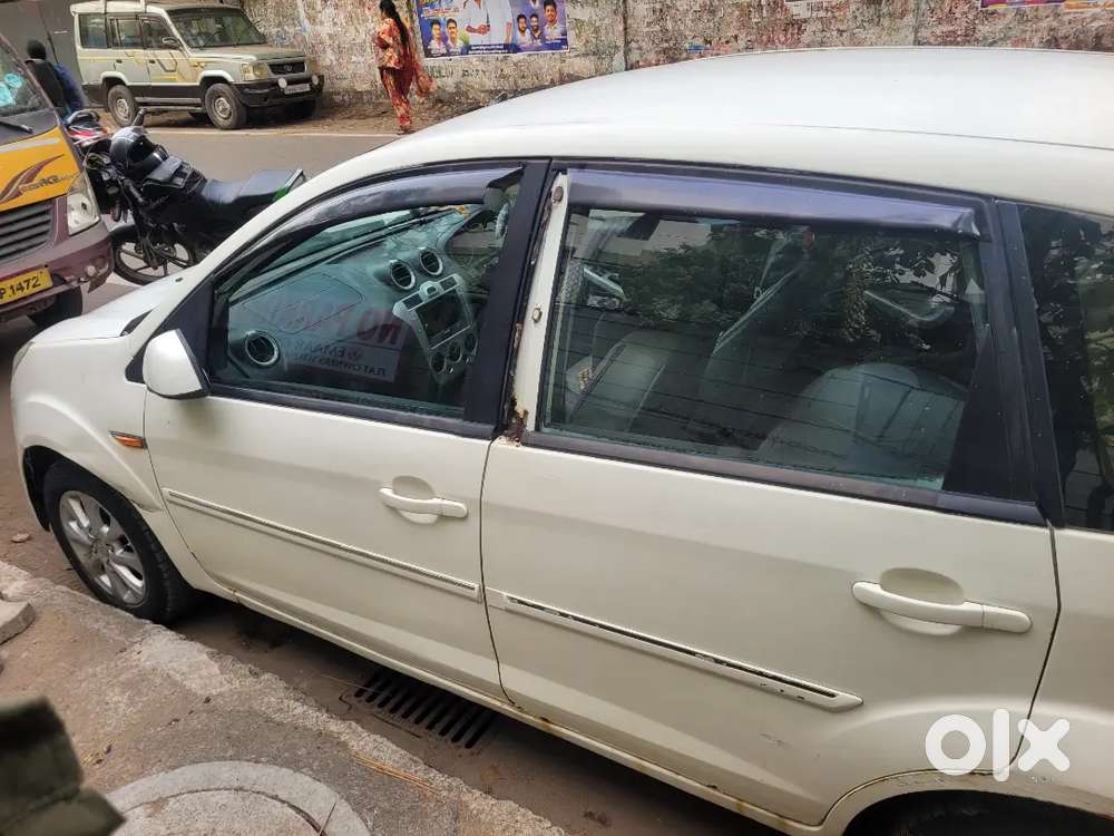 Ford Figo 2012 Diesel 115000 Km Driven Rc Book Missing