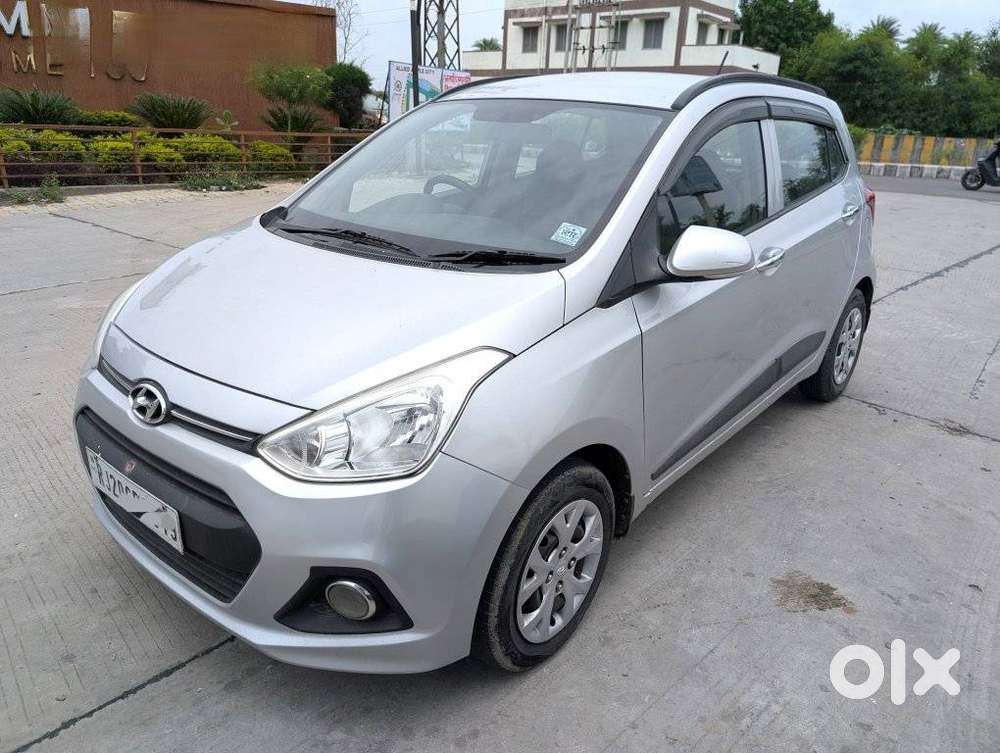 Hyundai Grand I10 1.2 Crdi Sportz, 2015, Diesel