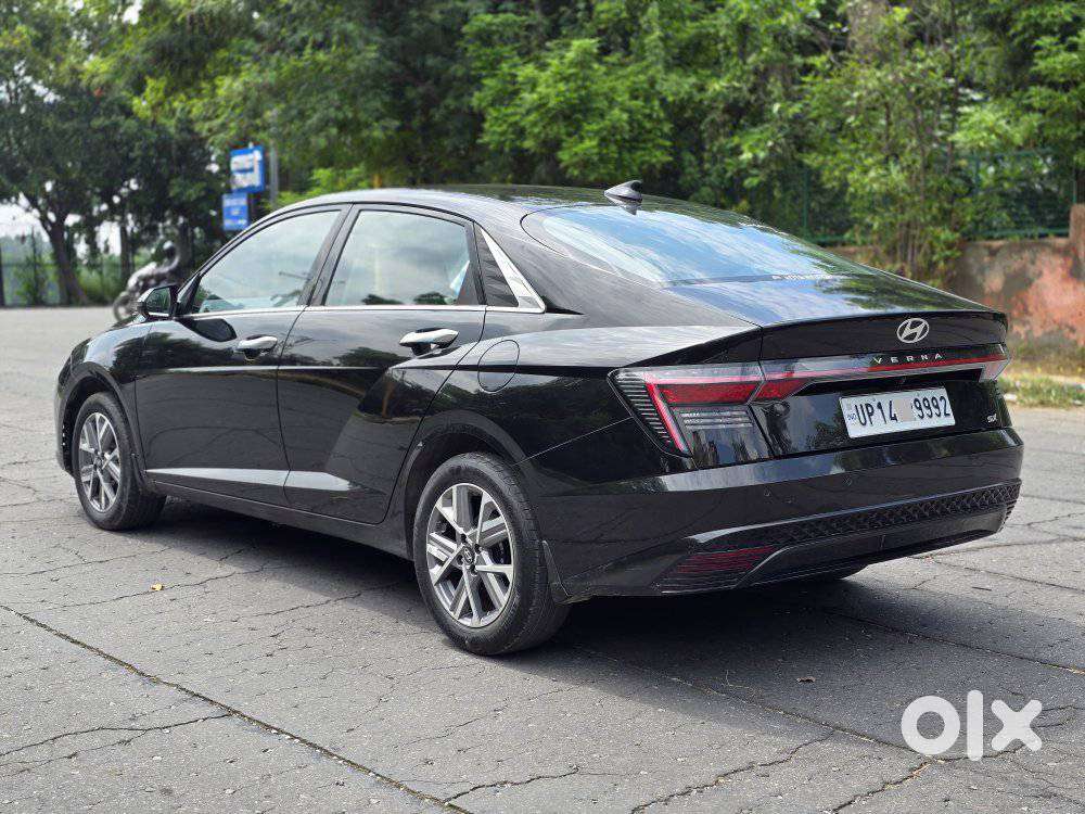 Hyundai Verna 1.5 Sx Petrol Mt, 2023, Petrol