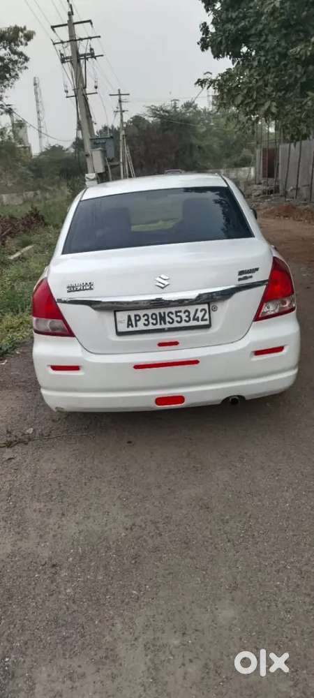 Maruti Suzuki Swift Dzire Tour 2013 Diesel Well Maintained