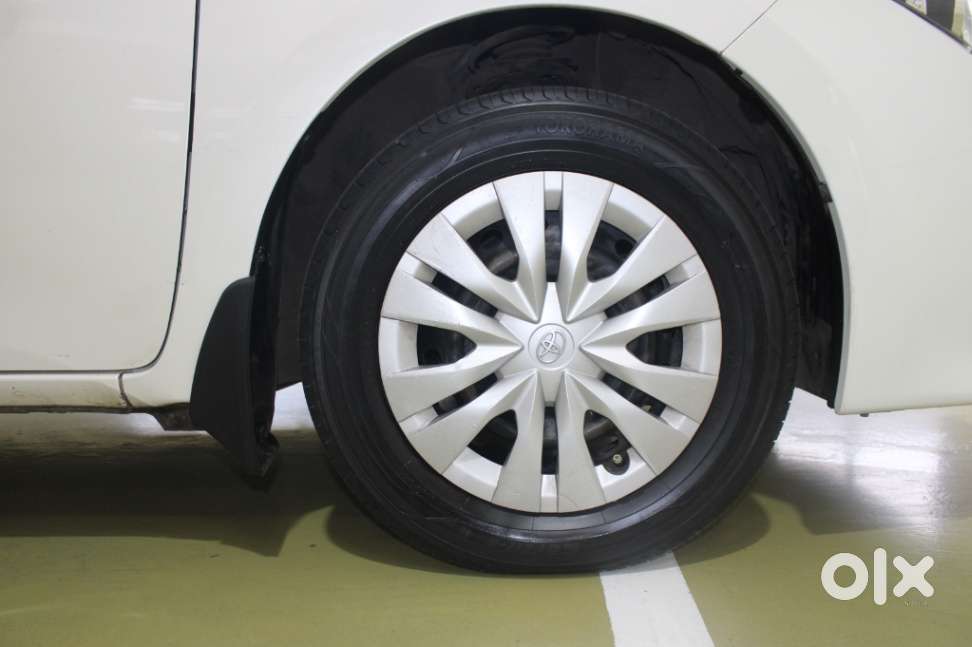 Toyota Corolla Altis [ ] 1.8 J, 2016, Petrol