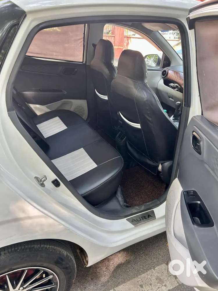 Hyundai Aura 21 Cng & Hybrids 550000 Km Driven
