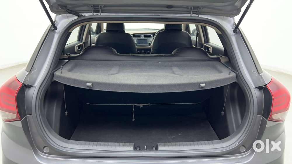 Hyundai Elite I20 Sportz Plus, 2019, Petrol