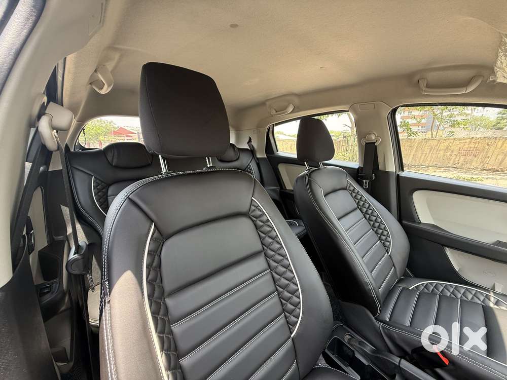 Tata Altroz 1.2 Xm Plus, 2024, Petrol
