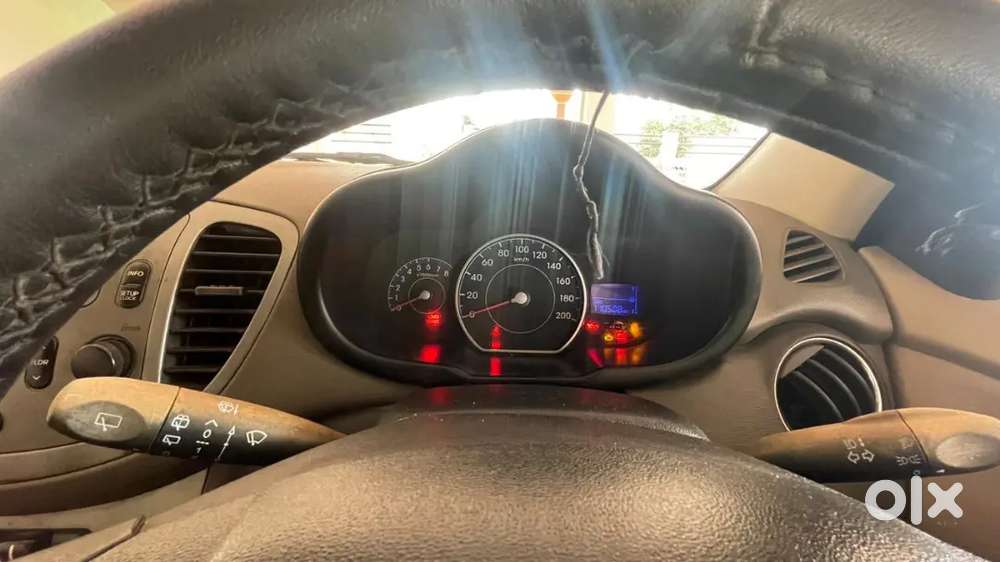 Hyundai I10 Sportz Petrol 2011