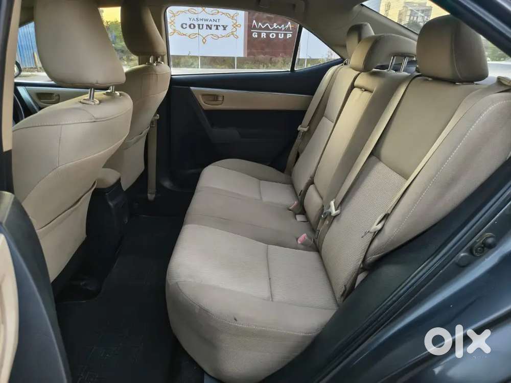 Toyota Corolla Altis 2016  30k Km  Showroom Condition