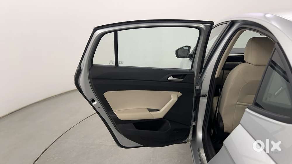 Volkswagen Virtus Highline Plus 1.0 Tsi At, 2023, Petrol