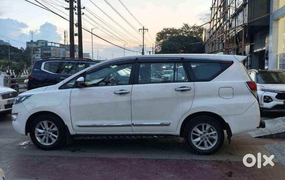 Toyota Innova Crysta 2.4 G Mt 8s, 2020, Diesel