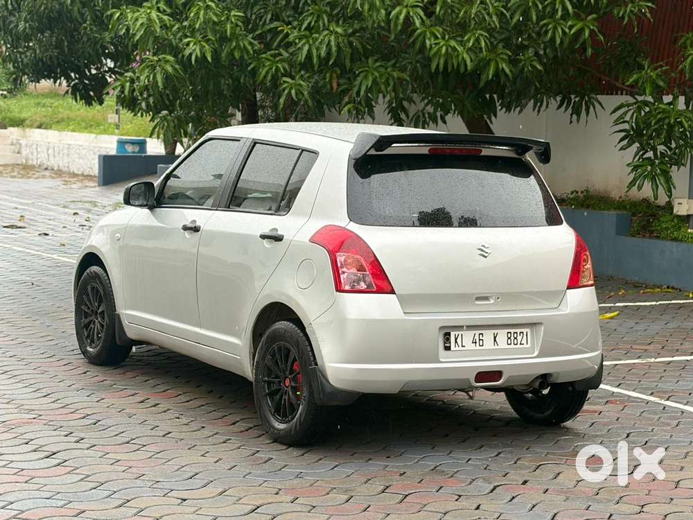 Maruti Suzuki Swift 1.2 Vxi (o), 2010, Petrol
