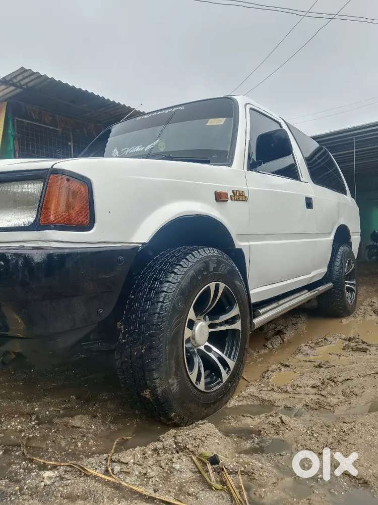 Tata Sierra Plus Diesel 1994