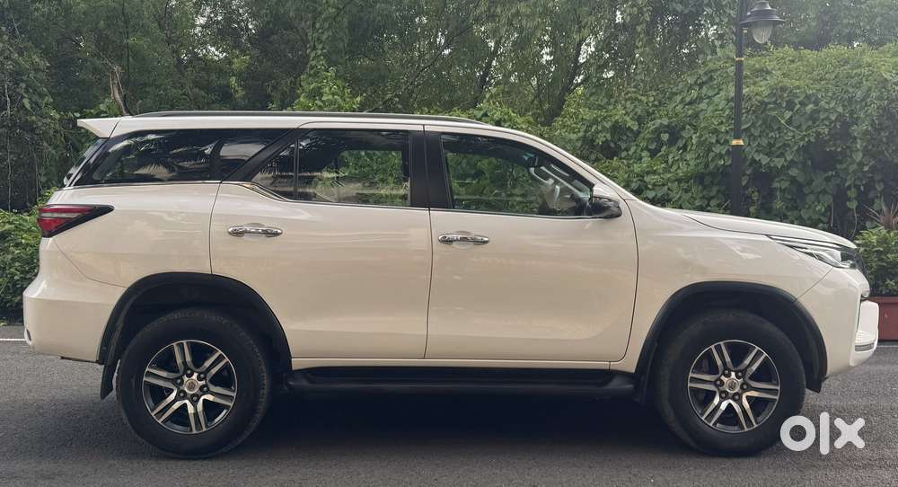 Toyota Fortuner [2021-ongoing] 2.8 2wd Diesel At, 2024, Diesel