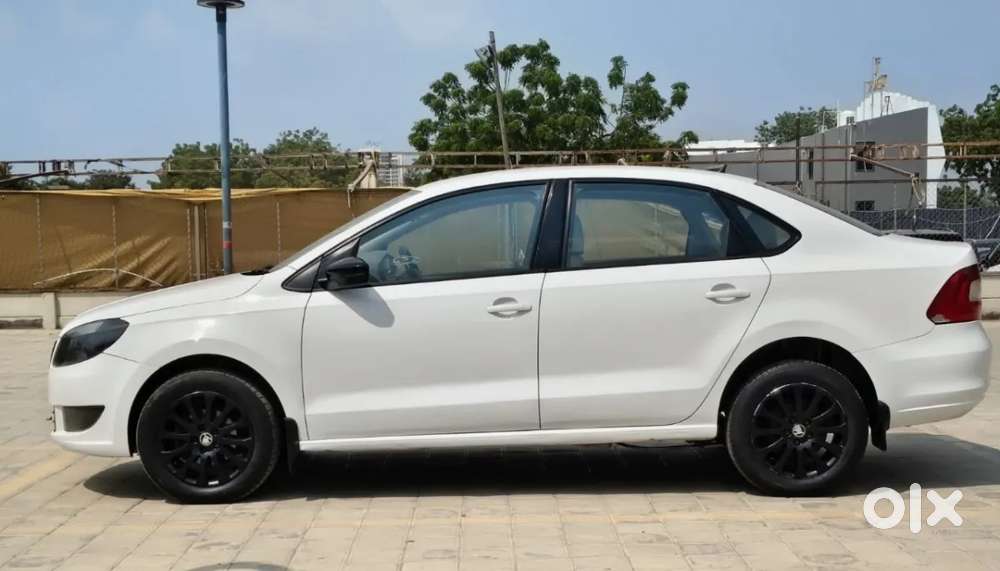Skoda Rapid 1.5 Tdi At Style Plus, 2016, Diesel