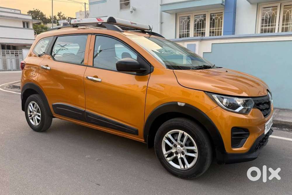 Renault Triber Rxl, 2023, Petrol