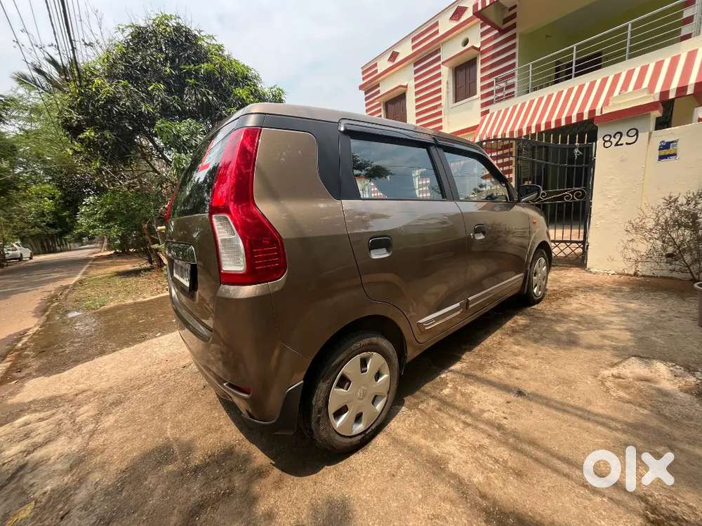 Vehicle Is In Mint Condition 
Additional Led Light Installed