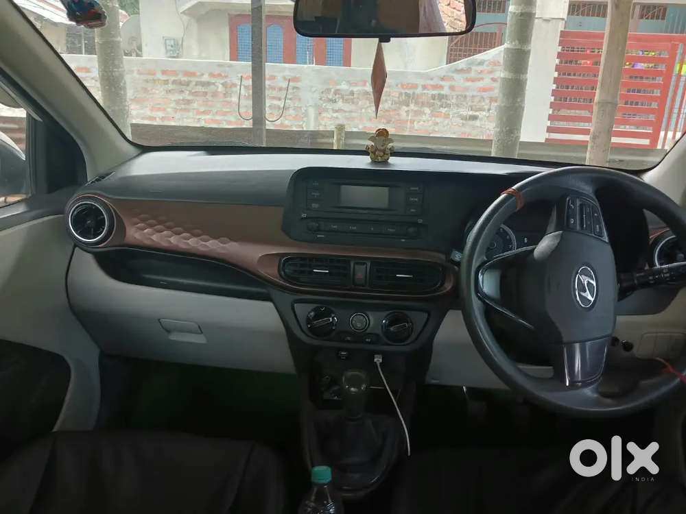 Hyundai Aura Petrol Manual 2018