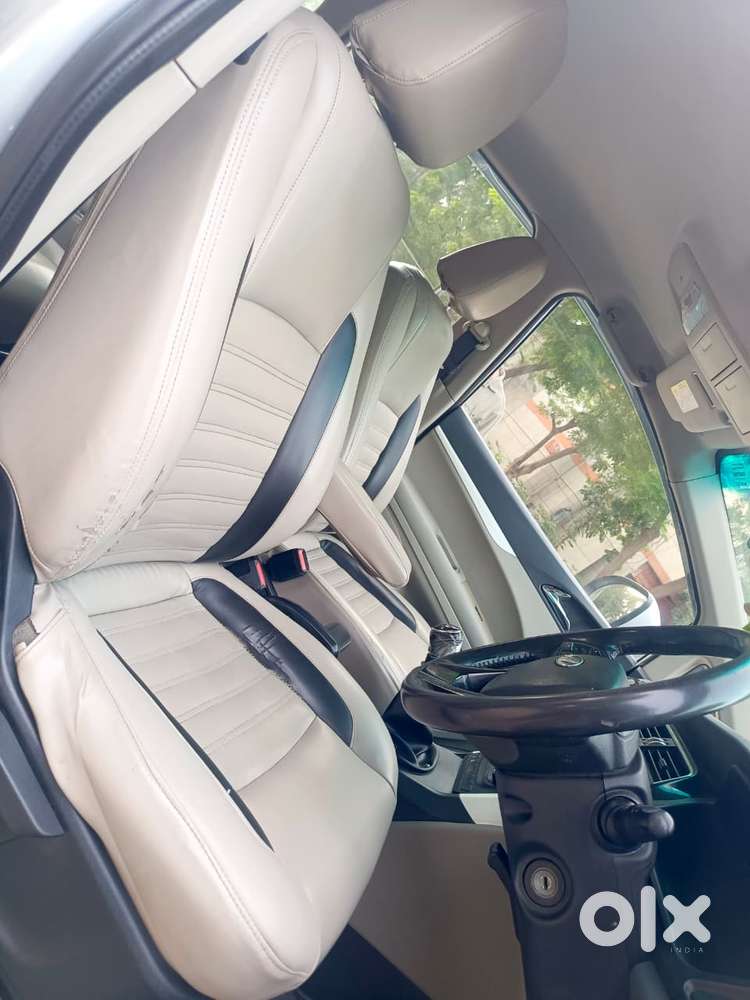 Mahindra Marazzo M6, 2018, Diesel
