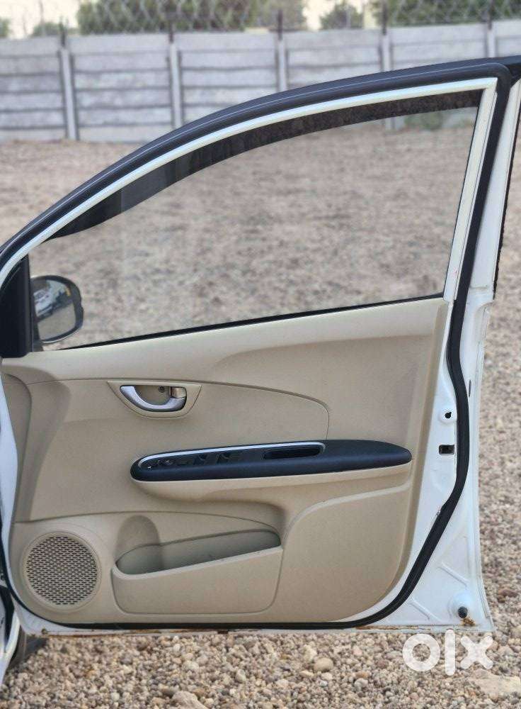 Honda Amaze Sx I-vtec, 2016, Petrol