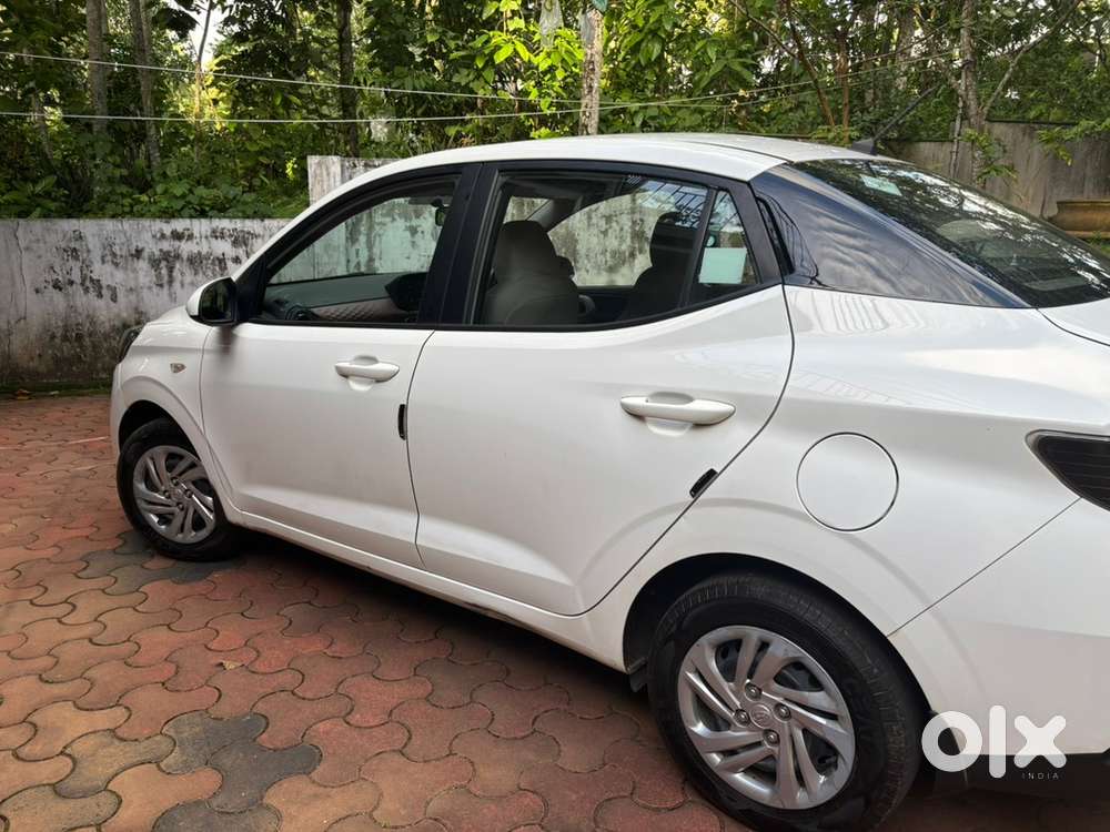 Hyundai Aura 2022 Cng & Hybrids Well Maintained