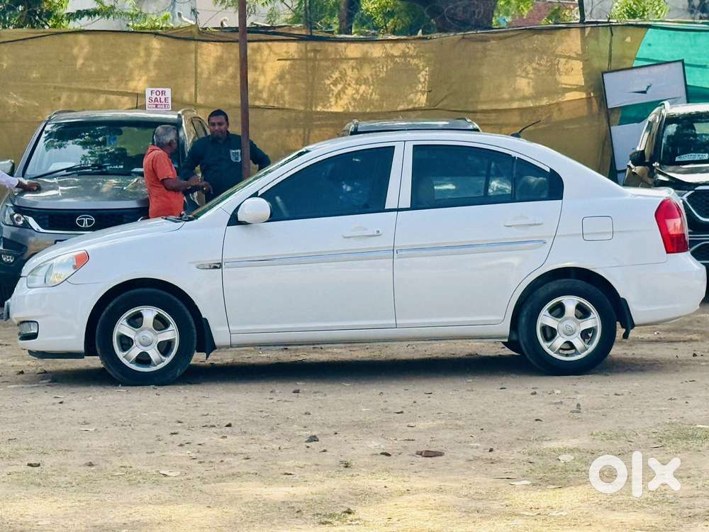 Hyundai Verna Vtvt 1.6 Sx, 2009, Petrol