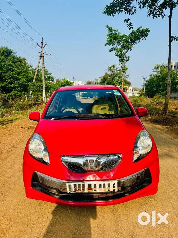 Honda Brio 2014 Petrol Well Maintained