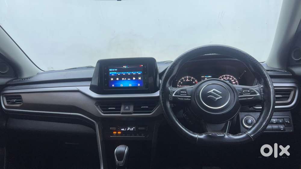 Maruti Suzuki Vitara Brezza 1.5 Zxi At, 2024, Petrol